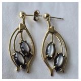 14k Gold Pair of Earrings 4 grams