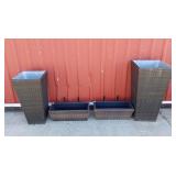 4 wicker flower pots. (2 window sil, 2 upright)