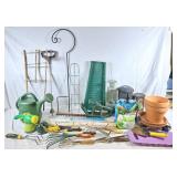 Garden lot! Lanterns, garden tools, pot hanger,