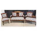 Lovely Matching 3 piece settee sofa, ladies chair,