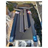 Horizon 202 treadmill 20"x60" - store return