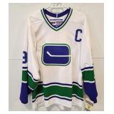 Vancouver Canucks Naslund #19 jersey. Size 52