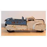 Vintage Lincoln Tow Truck