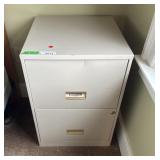 Steel works 2 drawer file cabinet *1 Key*