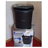 Concept Solutions Confetti cut paper shredder