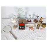 The admiral Fitzroy storm glass, bird musical