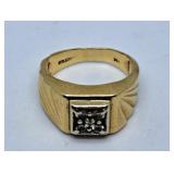 14k Gold Ring with Four Tested Diamonds. Ring is