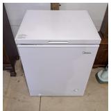 MIDEA small chest freezer