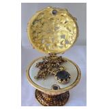 Cast Basket Music Box & Cameo Pendent Necklace