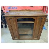 Vintage Display cabinet 43"wï¿½17"dï¿½40h