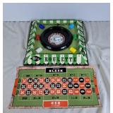 Mini cardboard roulette table