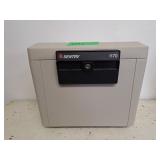 Sentry Safe 1170. No key. 15' l x 10 1/2' w x 13