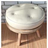 Vintage rustic foot stool by Old Hickory
