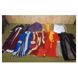 Medieval clothing! Great for theater/ Halloween,