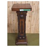 Rolling pedestal plant stand