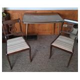 Small Metal Frame Coffee Table with 2 Chairs