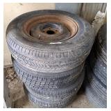 4 tires on rims p205/70r15  Goodyear,quadra