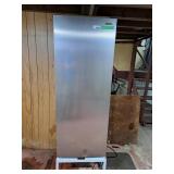 Vissani Upright freezer