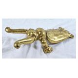Brass boot bug