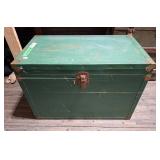 Green storage trunk