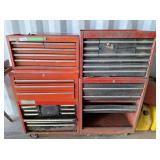 Large toolbox with lots of storage. 2 tops are