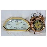 Lot of 2 table top clocks