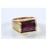10Kt Gold Ruby Ring - Size 11