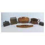 Wooden bowl, wooden canoe, trinket boxes, etc