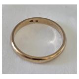 14k solid Gold  Band Ring signed pv