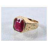 14Kt Gold Ruby Ring - Sz 9.5