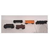 5 pc train set Train cars, engine, caboose