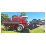 1984 International 1440 Combine. 3308 +/- Hours