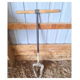 Post hole auger