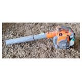 Husqvarna 125BV gas powered leaf blower