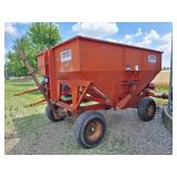 Unverferth McCurdy 200BU wagon  on a Martin