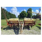International 56 4 row corn planter with