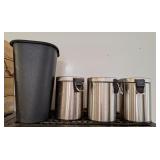 4 waste cans