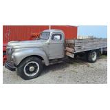 1940s International KB-5 flatbed truck