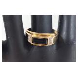 Elegant 10K ring with black onyx and 2 tested