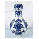 Beautiful Blauw Delft Ceramic Vase - 17'H