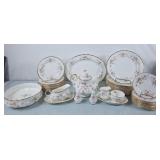 Beautiful Set of Paragon 'Victorianna Rose' Fine