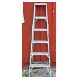 5 step aluminum ladder. Has been repaired