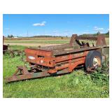New Idea Manure Spreader