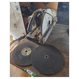 Trademaster Saw w/Blades