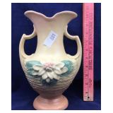 Vintage Hull Pottery Water Lilly Vase