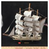 Model Whaling Ship Clipper 1846