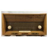 Vintage Grundig Tube Radio