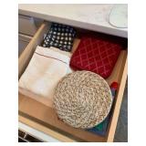 Assorted Kitchen Textiles