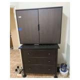 Chest of Drawers & 3 Shelf Storage Cabinet with Contents