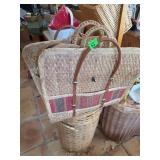 Straw Handbags with Leather Handles